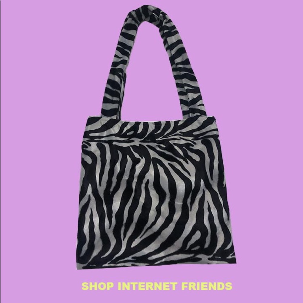 handmade (by me!) solver zebra print XL tote bag 🖤